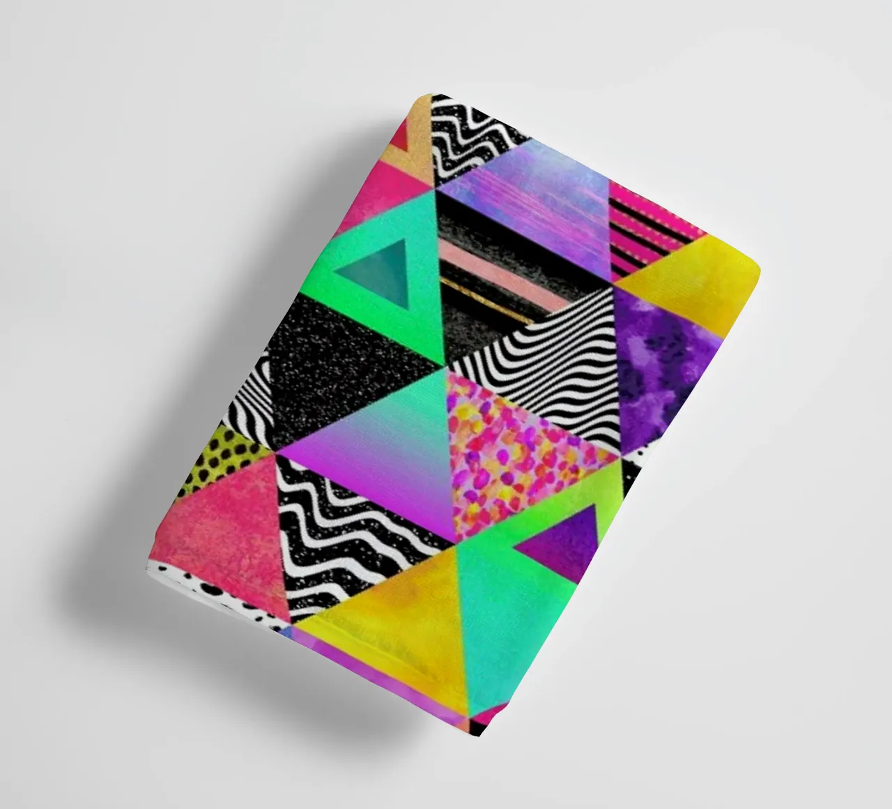 Quirky Triangles asciugamano da bagno da Elisabeth Fredriksson