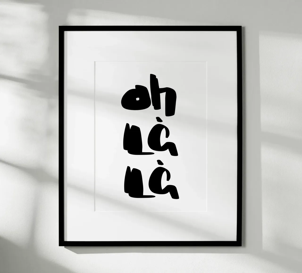 oh la la poster con telaio in alluminio da LIMITED EDITION LETTERS