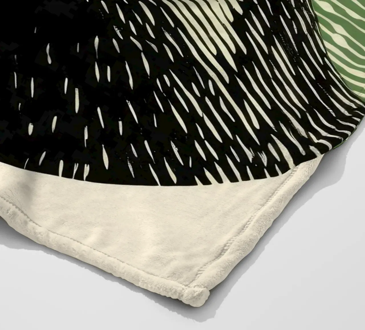 Tasso verde 2 coperta in pile da Minimal Animal Art