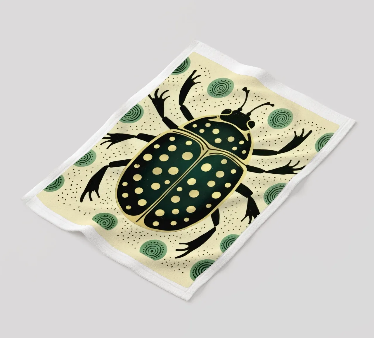Grüner Käfer 1 Fleecedecke von Minimal Animal Art