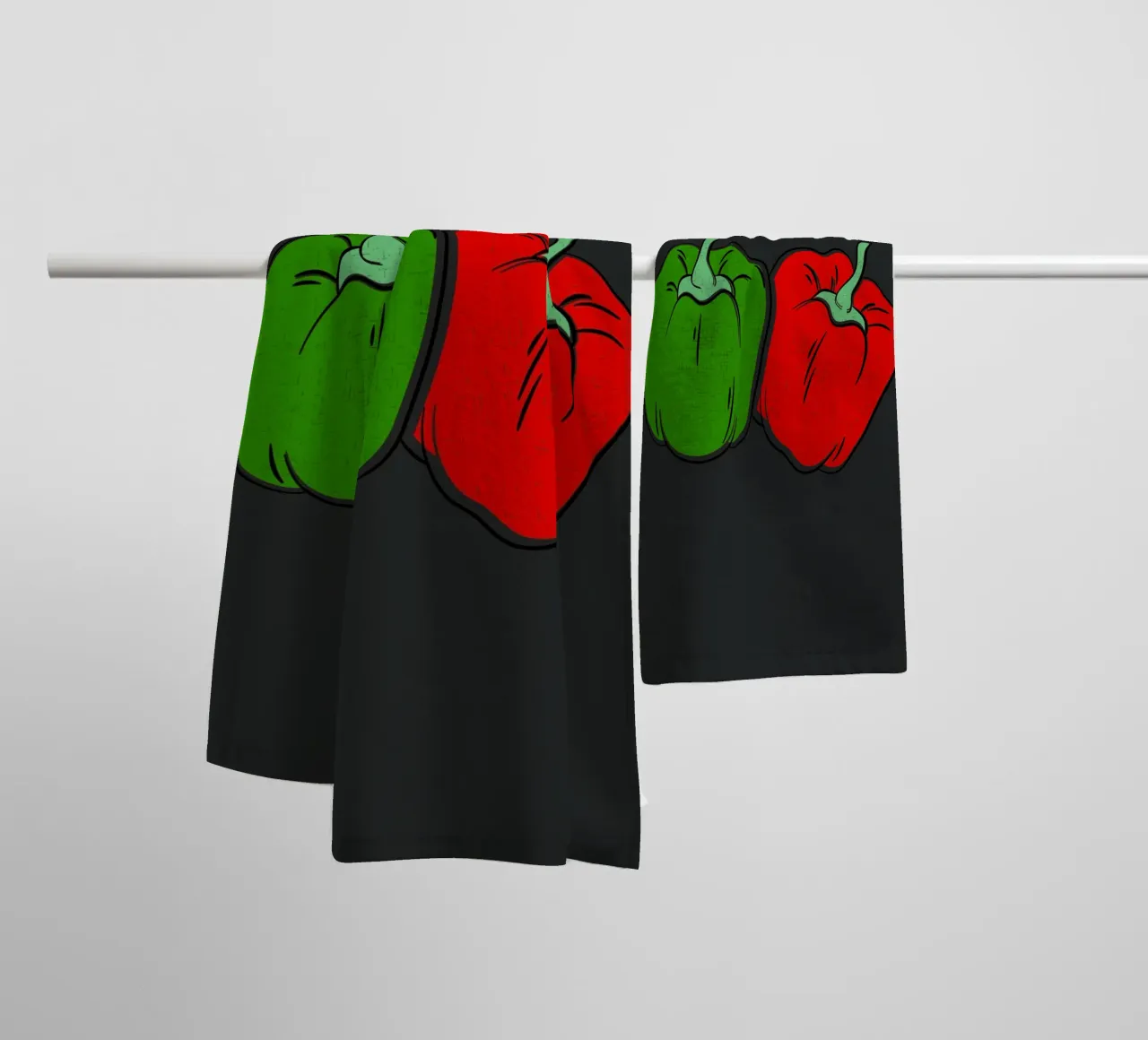 Peppers green and red asciugamano da bagno da LisaArtes