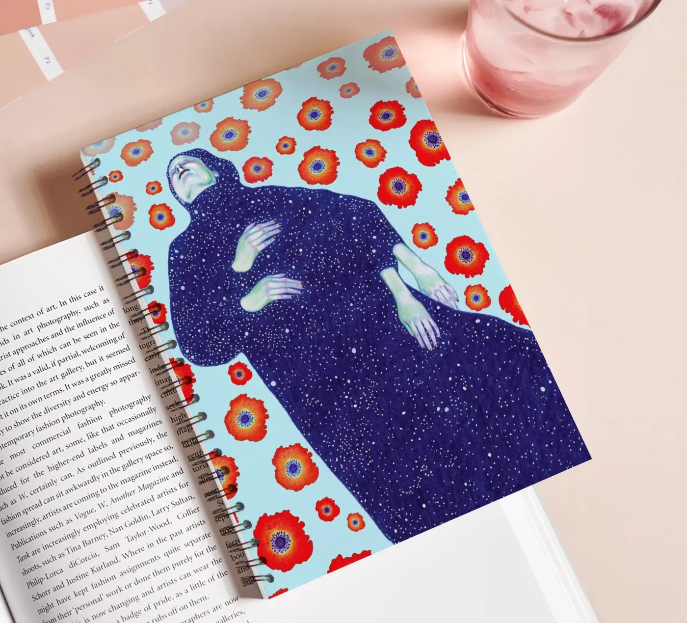 Floating Ringbuch von Natalie Foss