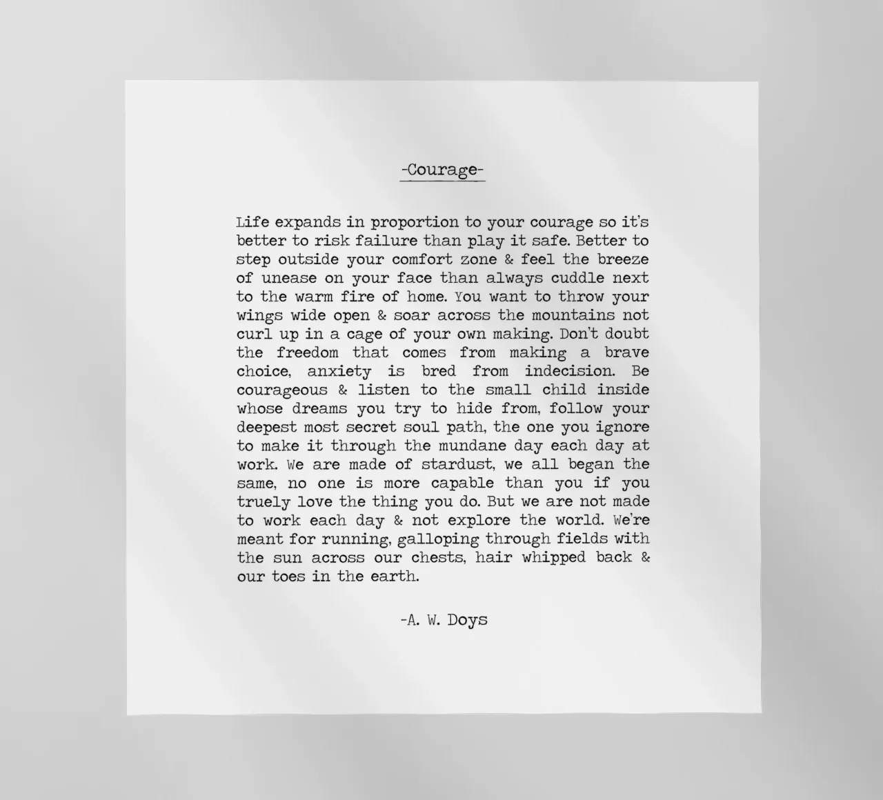 Abbiate coraggio citazione di A. W. Doys pellicola backlit da Summer Soul Co. - Quotes
