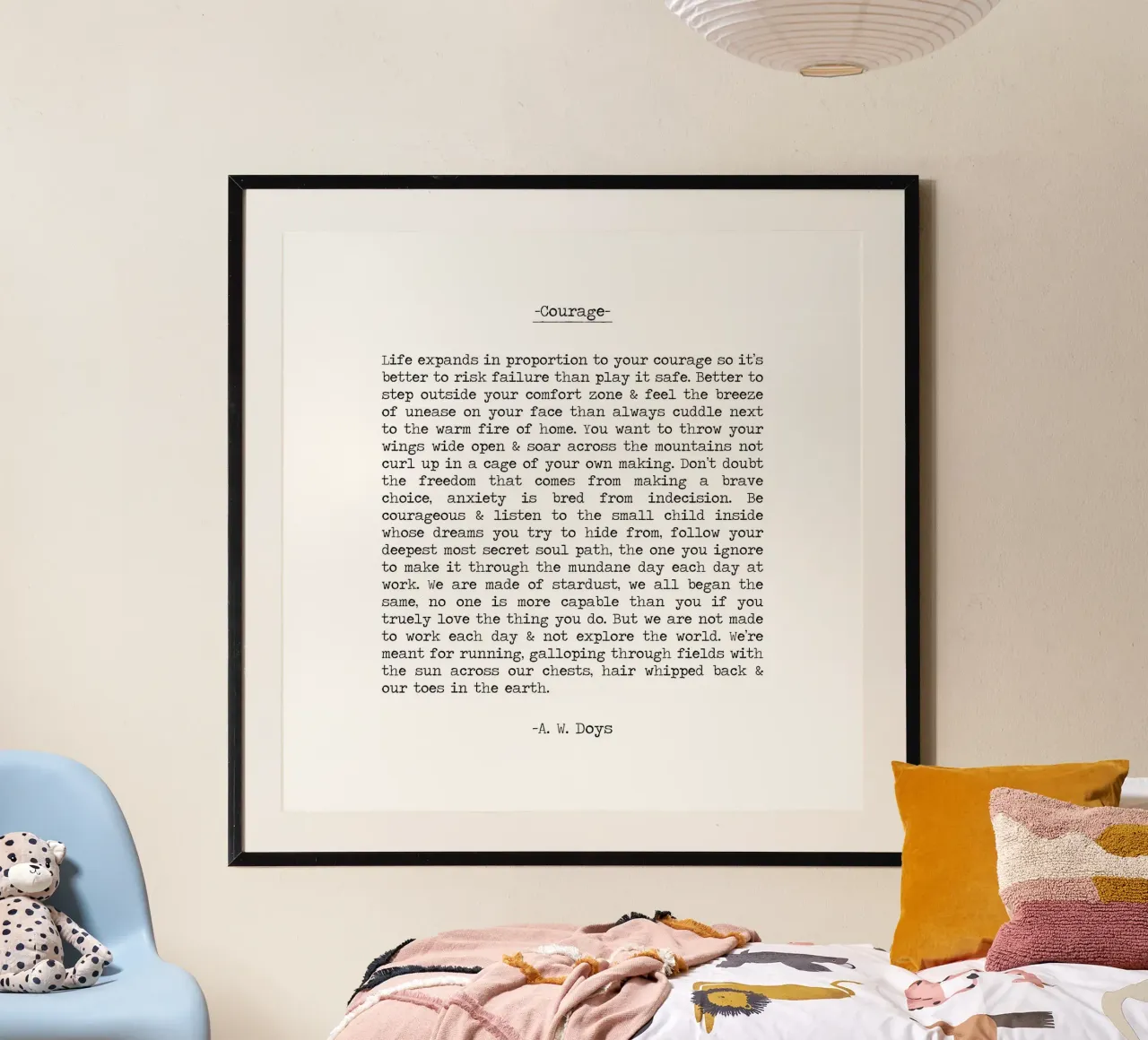 Abbiate coraggio citazione di A. W. Doys poster con telaio in plastica da Summer Soul Co. - Quotes