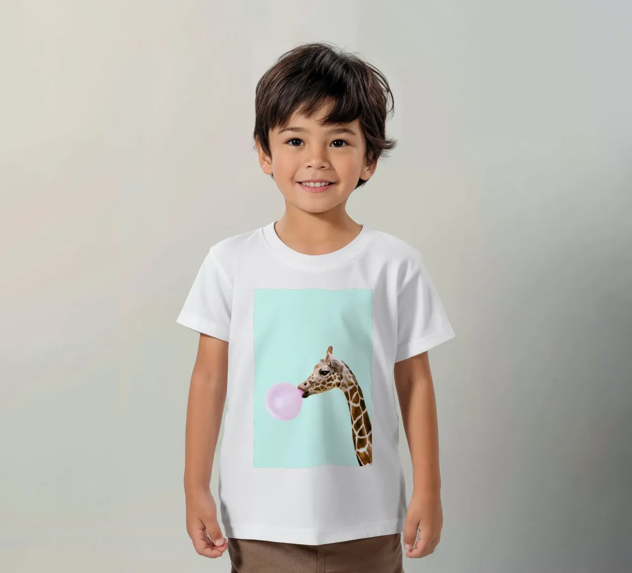 Giraffe t-shirt bambini da Paul Fuentes Design