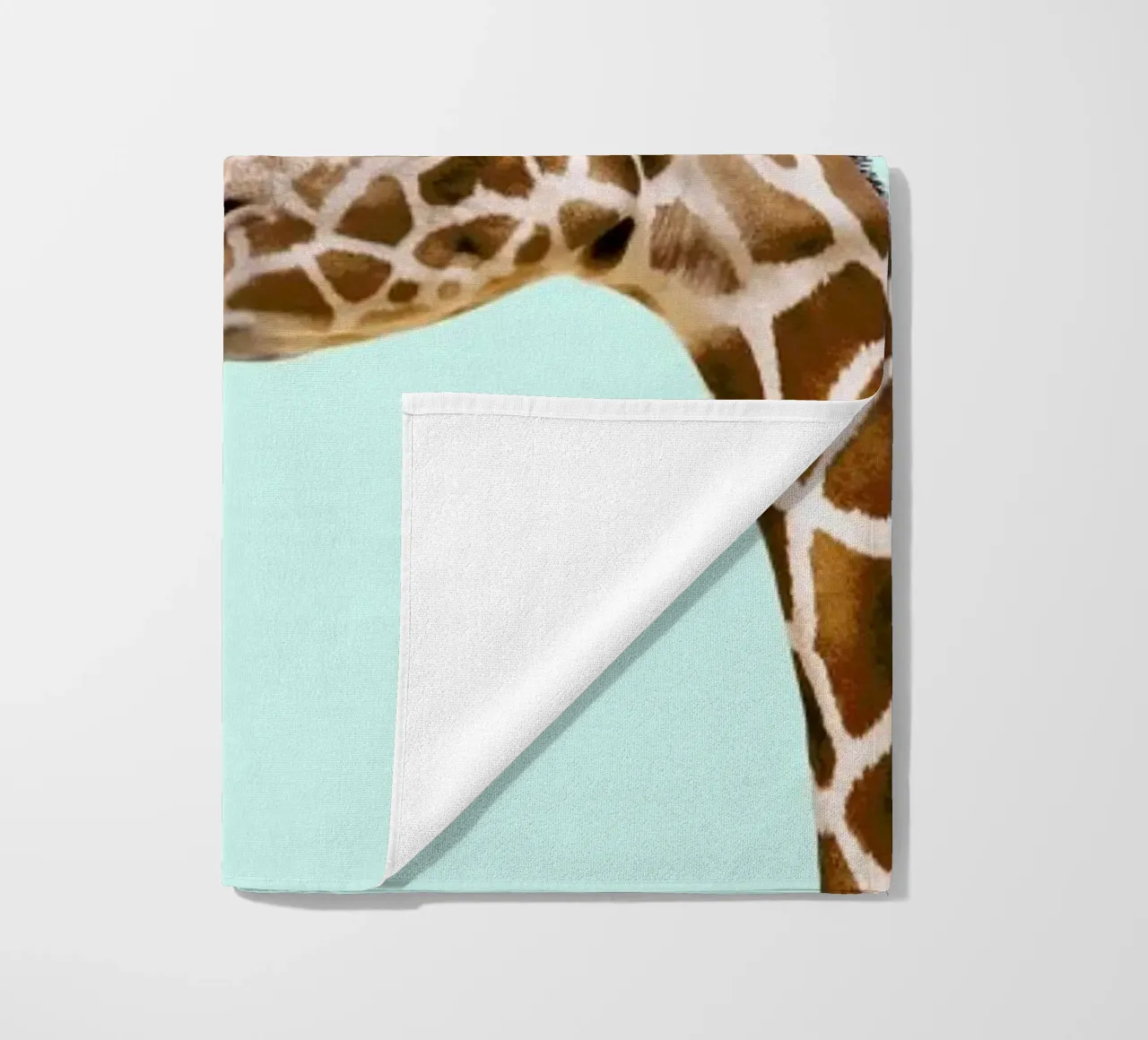 Giraffe telo mare da Paul Fuentes Design