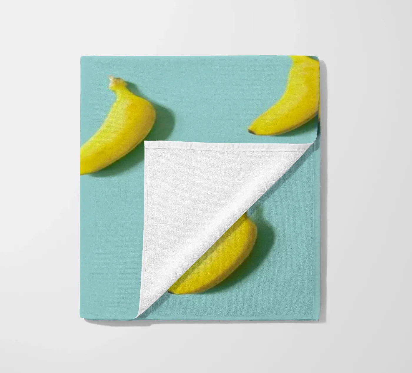 Banane beach towel by Elena Veronese