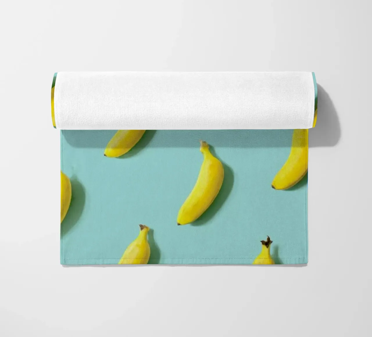 Banane beach towel by Elena Veronese
