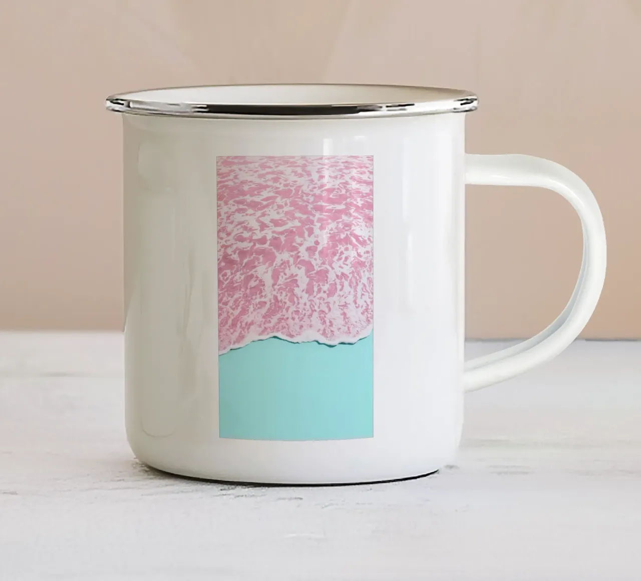 Pink Sea tazza in smalto da Paul Fuentes Design
