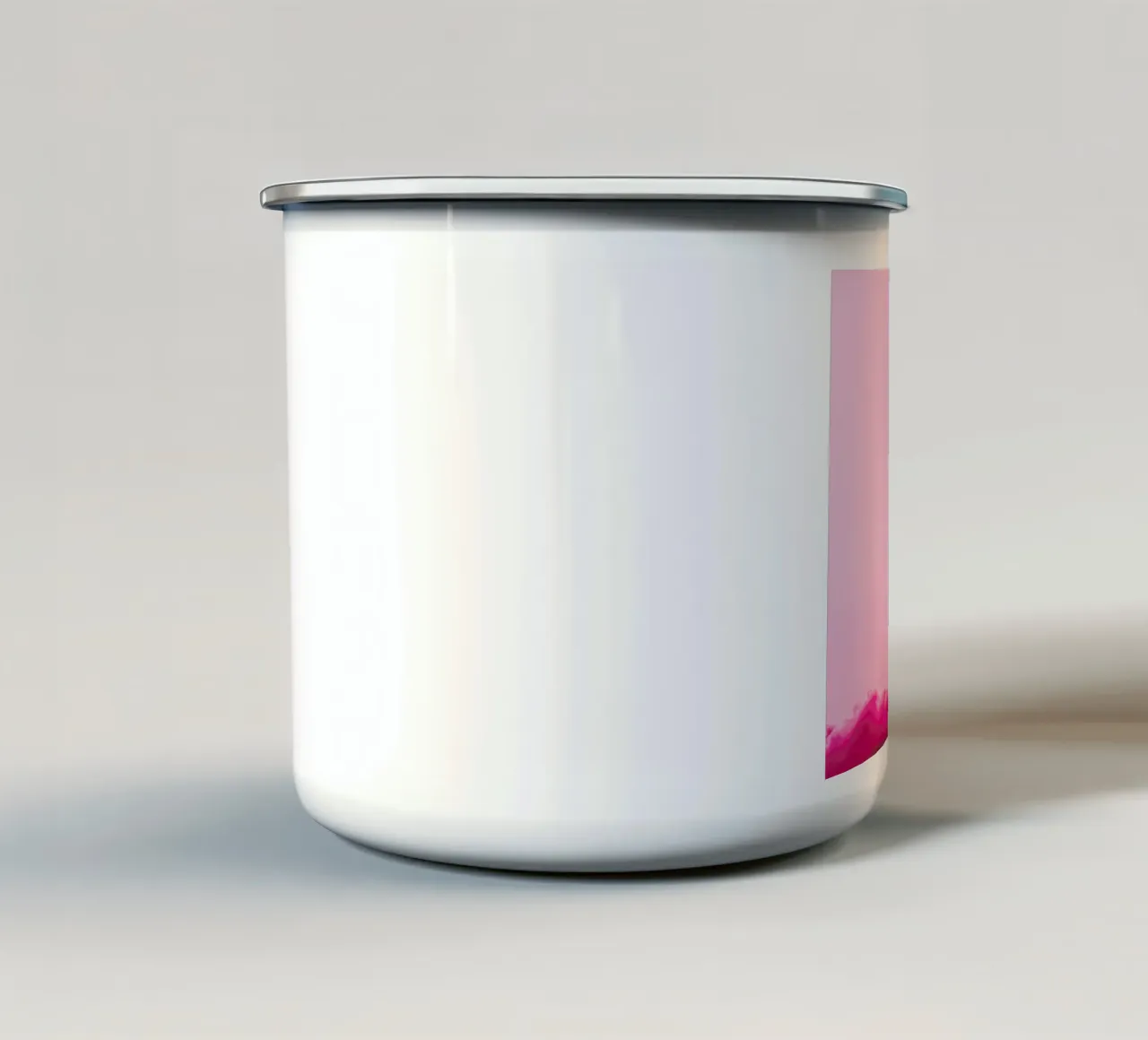 Rocket tazza in smalto da Paul Fuentes Design