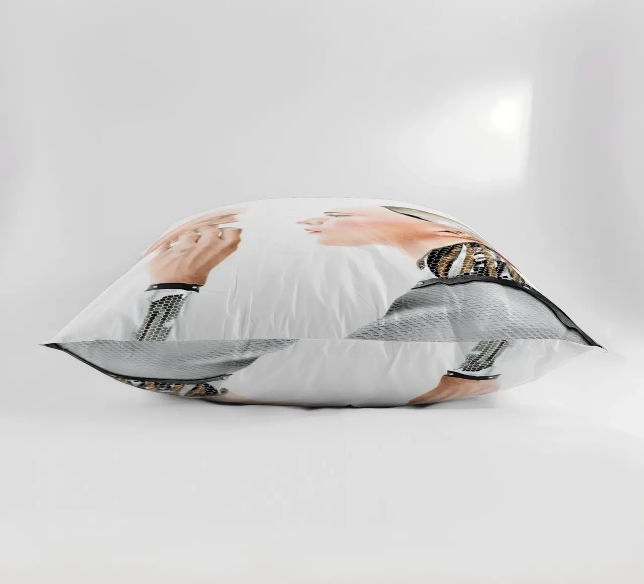 Ex Machina cuscino da heiyoum