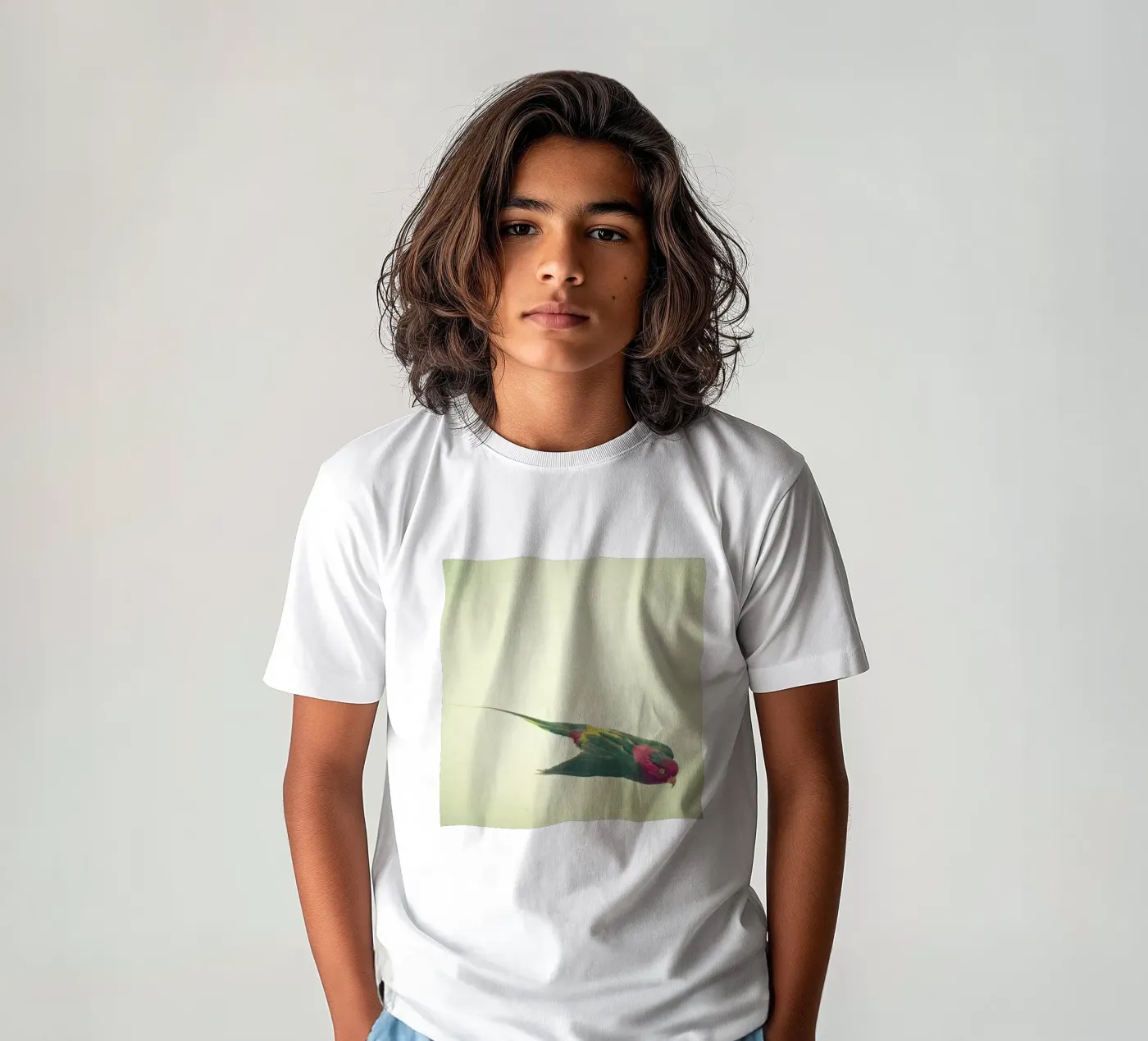 Bird study #4 Kinder T-Shirt von Cassia Beck Photography
