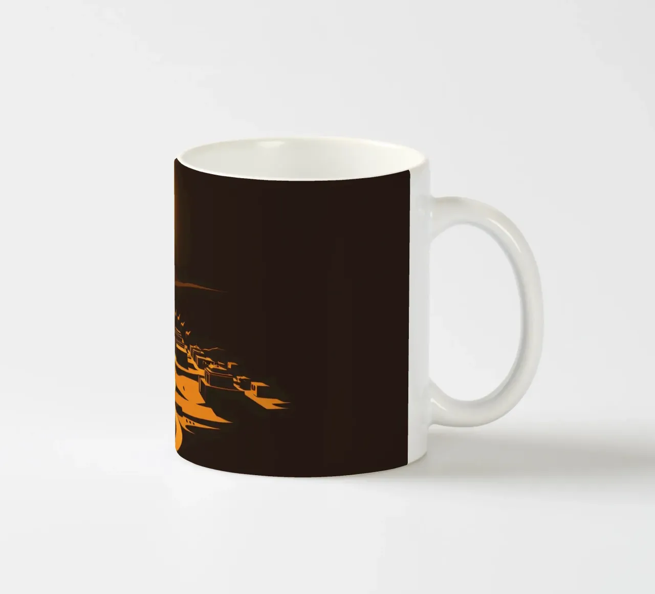Un tramonto mette in risalto un tranquillo villaggio con sentieri tortuosi tazza in ceramica da DesignDoodle