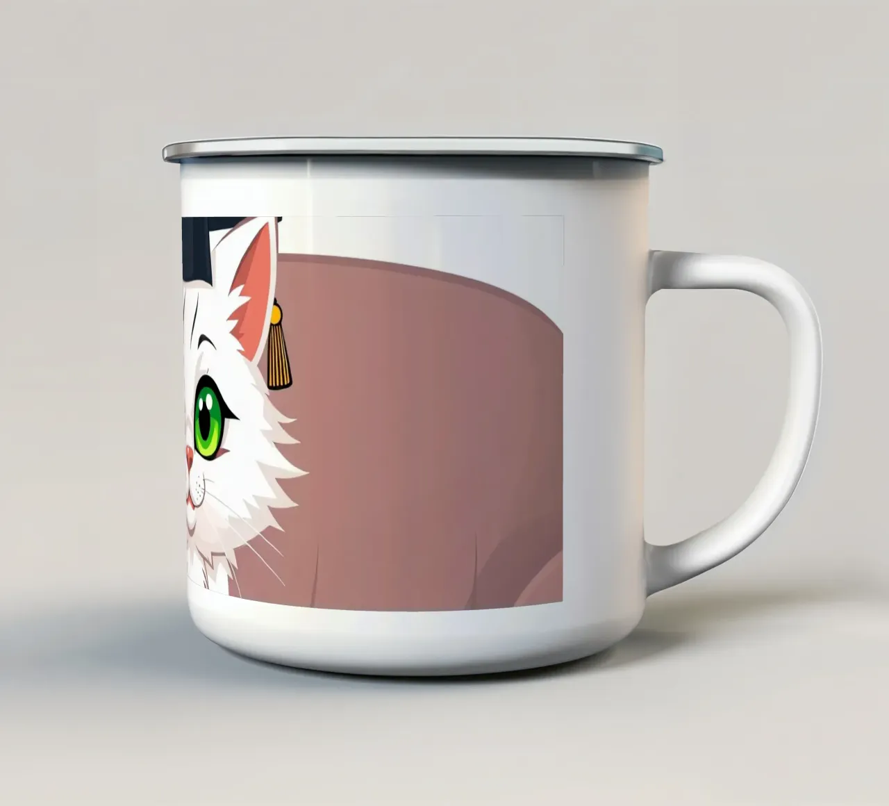 Un gatto bianco con gli occhi verdi che indossa un cappello da laurea tazza in smalto da DesignDoodle