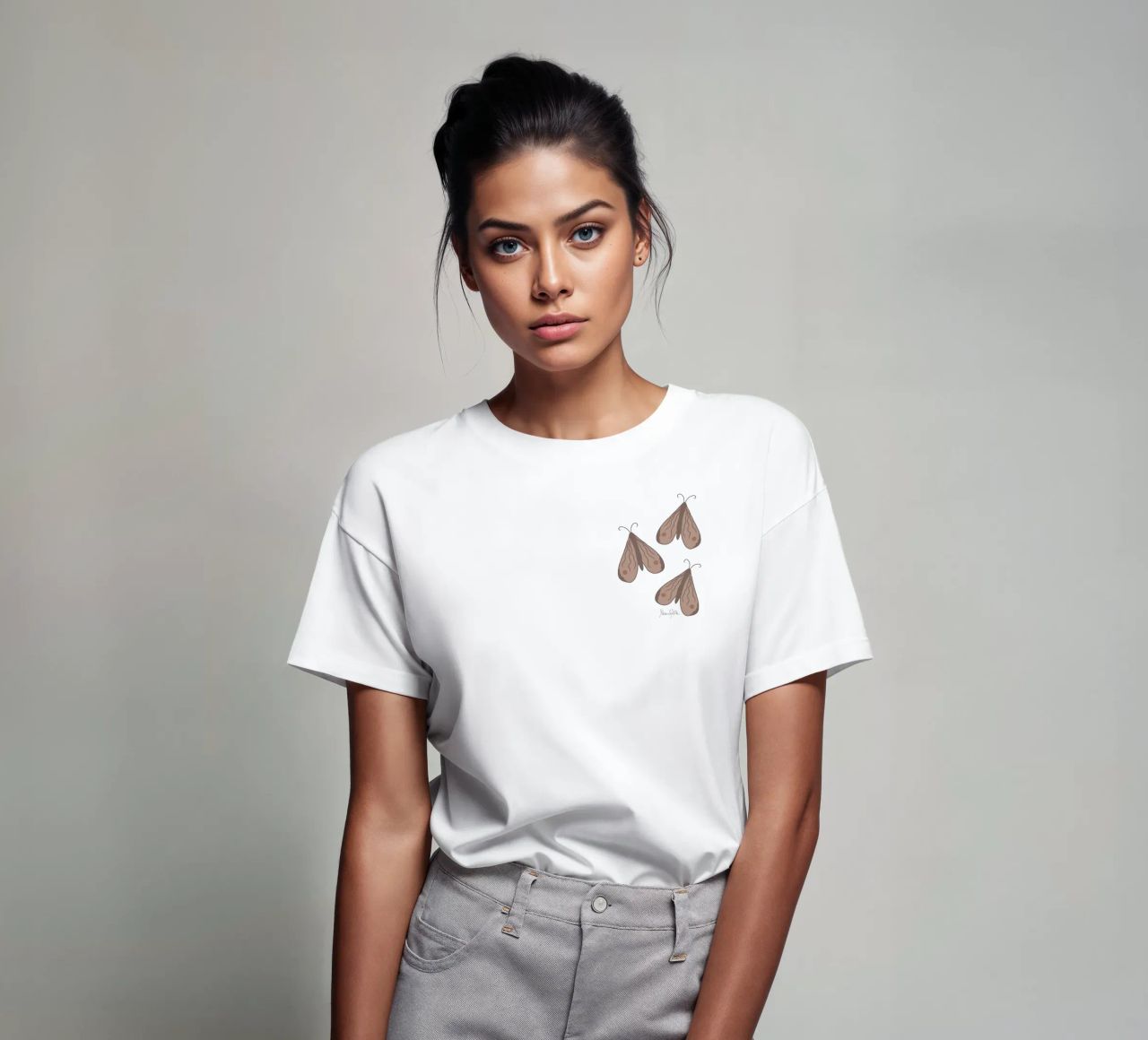 Infinite moth t-shirt da Mandalla Pattern