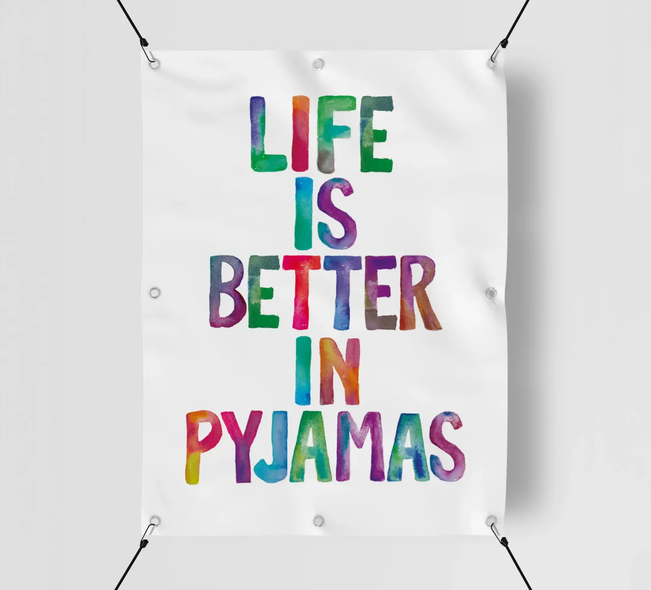 La vita è migliore in pigiama Design tipografico arcobaleno telo in pvc da THE MOTIVATED TYPE