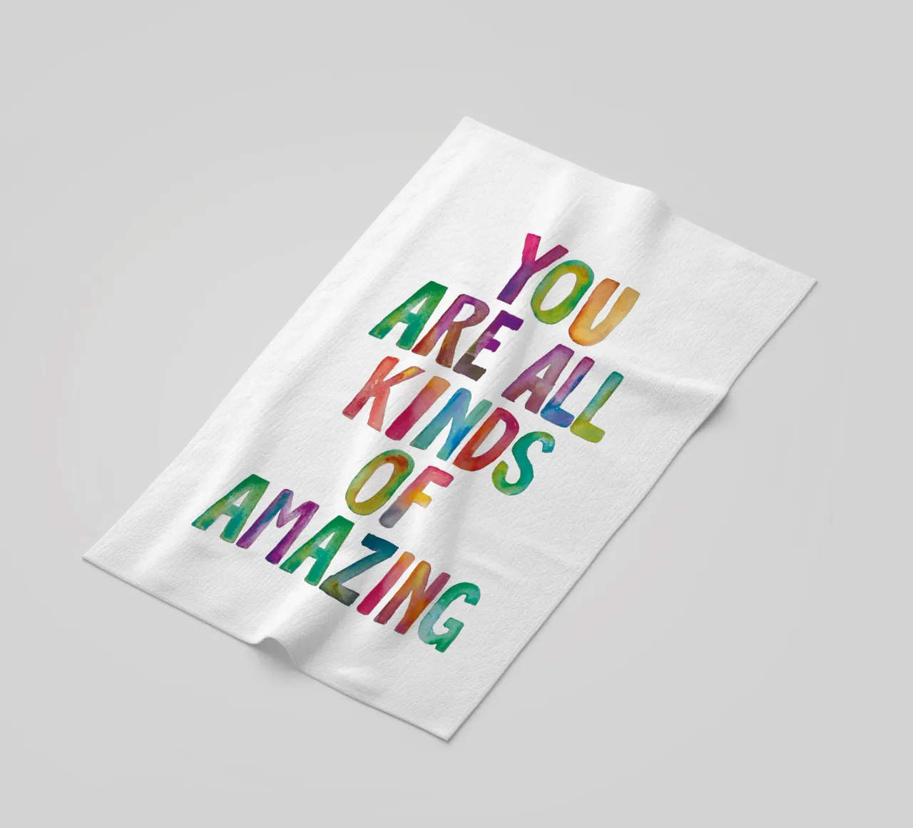 Sei tutti i tipi di incredibile design tipografico arcobaleno telo mare da THE MOTIVATED TYPE
