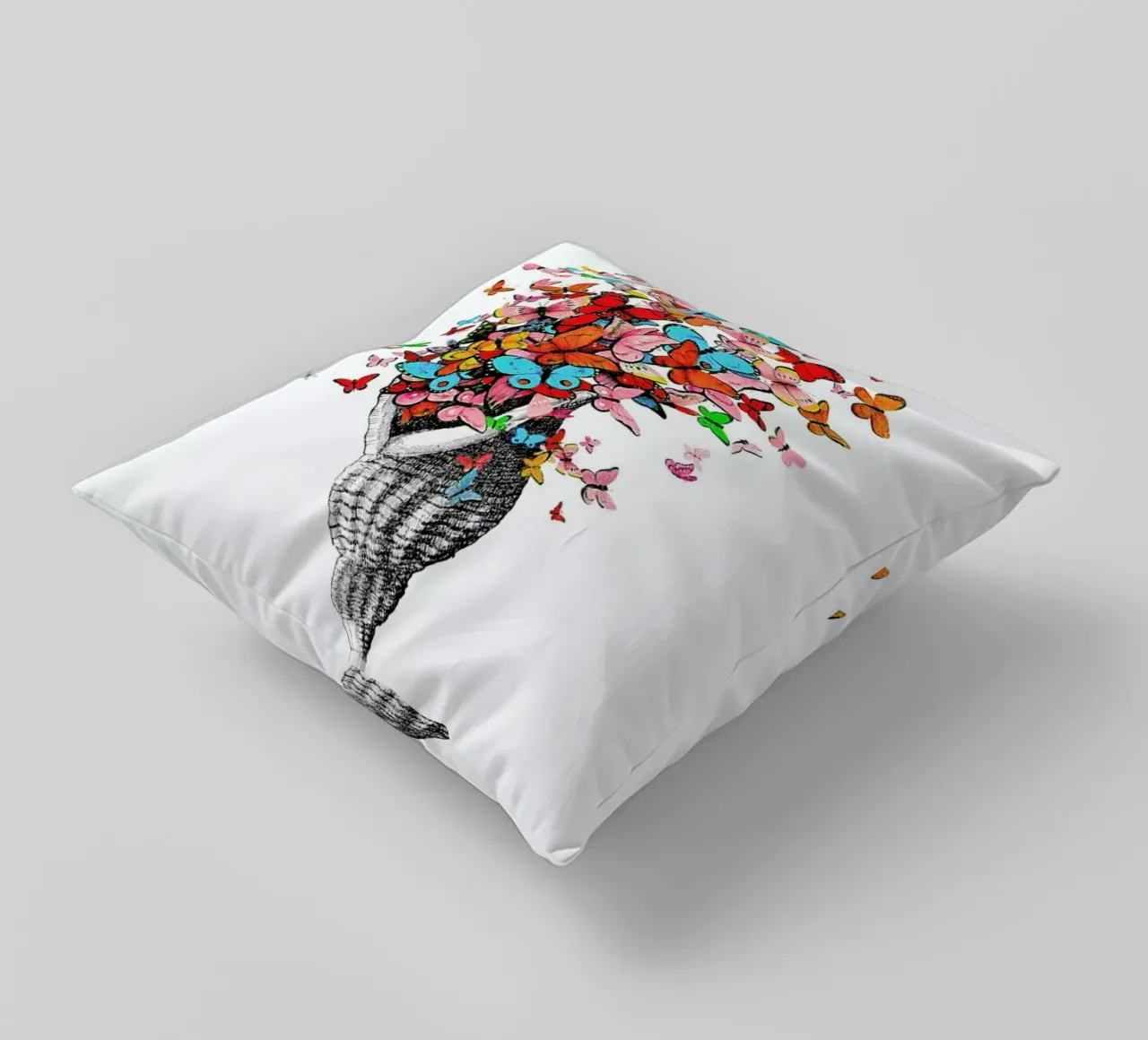 Seashell with butterflies cuscino da Rococco LA
