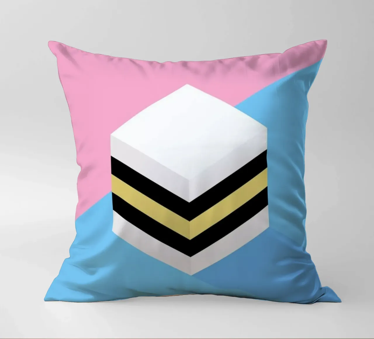 Liquorice cuscino da BLAEK Design Studio
