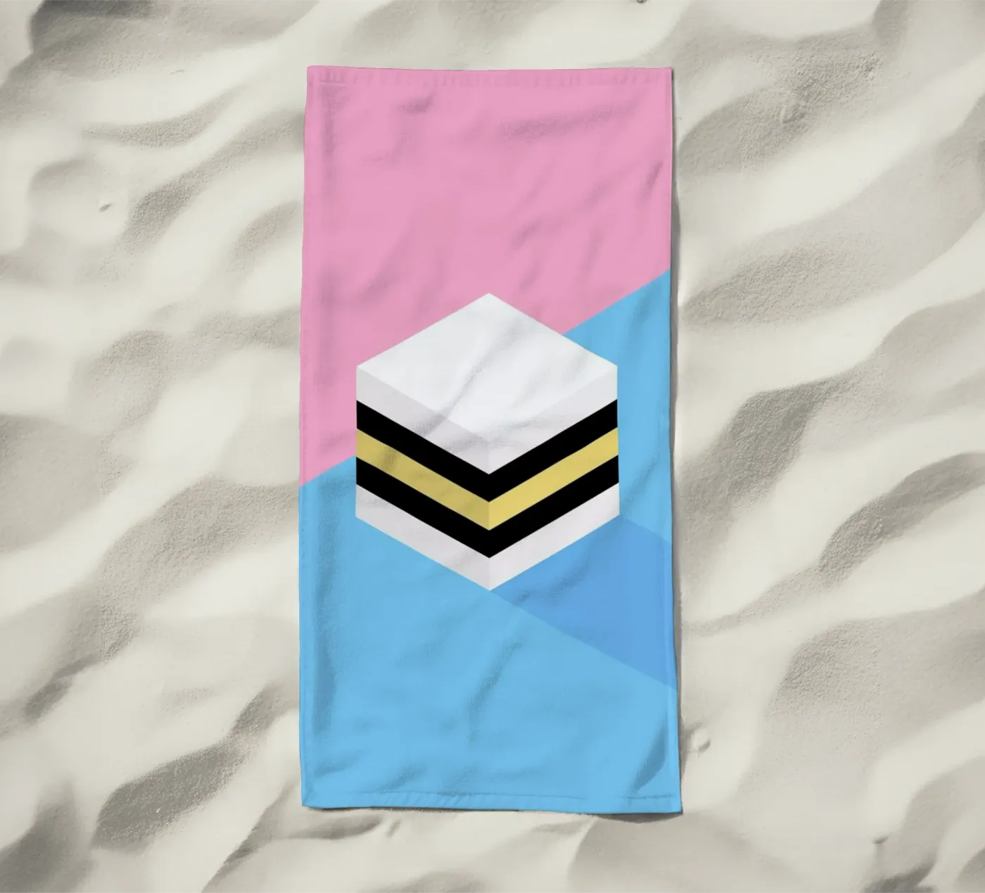 Liquorice telo mare da BLAEK Design Studio