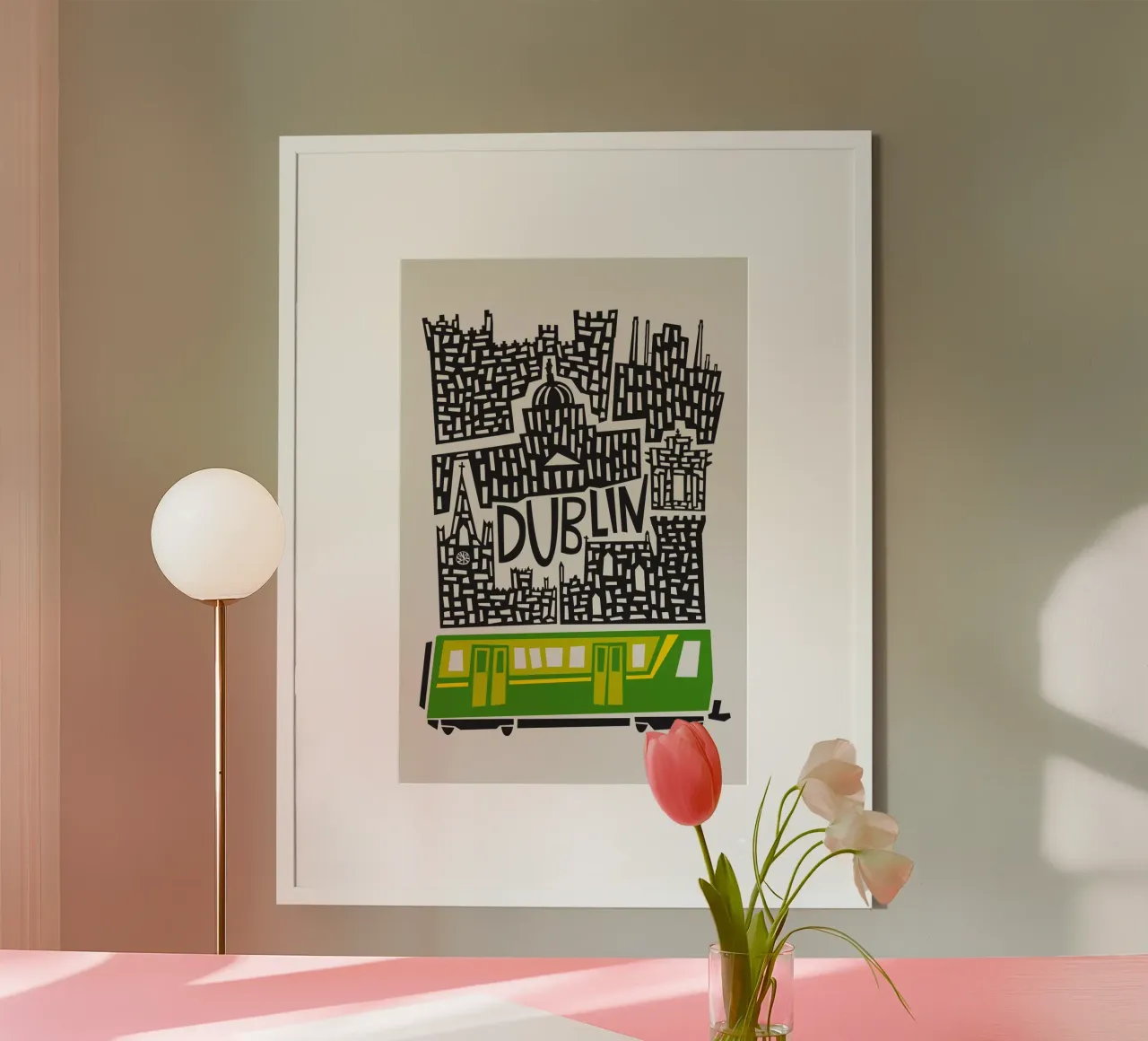 Paesaggio urbano di Dublino poster con telaio in legno da Fox & Velvet