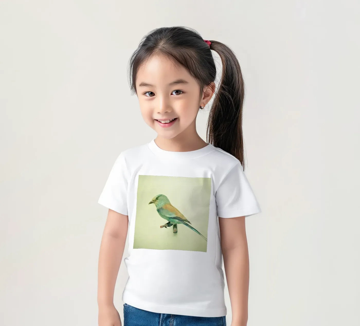 Bird study #2 Kinder T-Shirt von Cassia Beck Photography