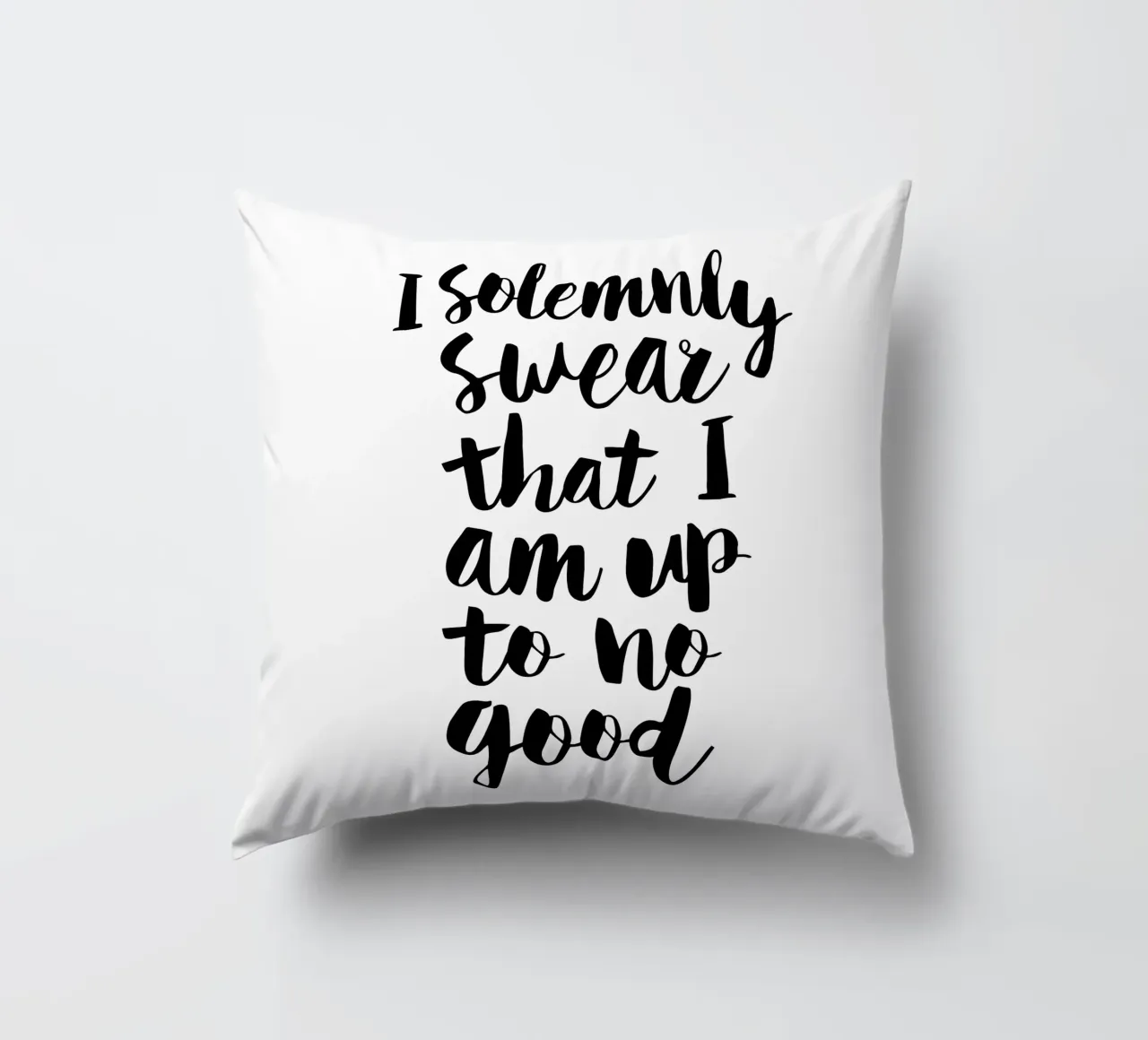 Je jure solennellement que je n'ai rien fait de bon Typographie Design coussin de THE MOTIVATED TYPE