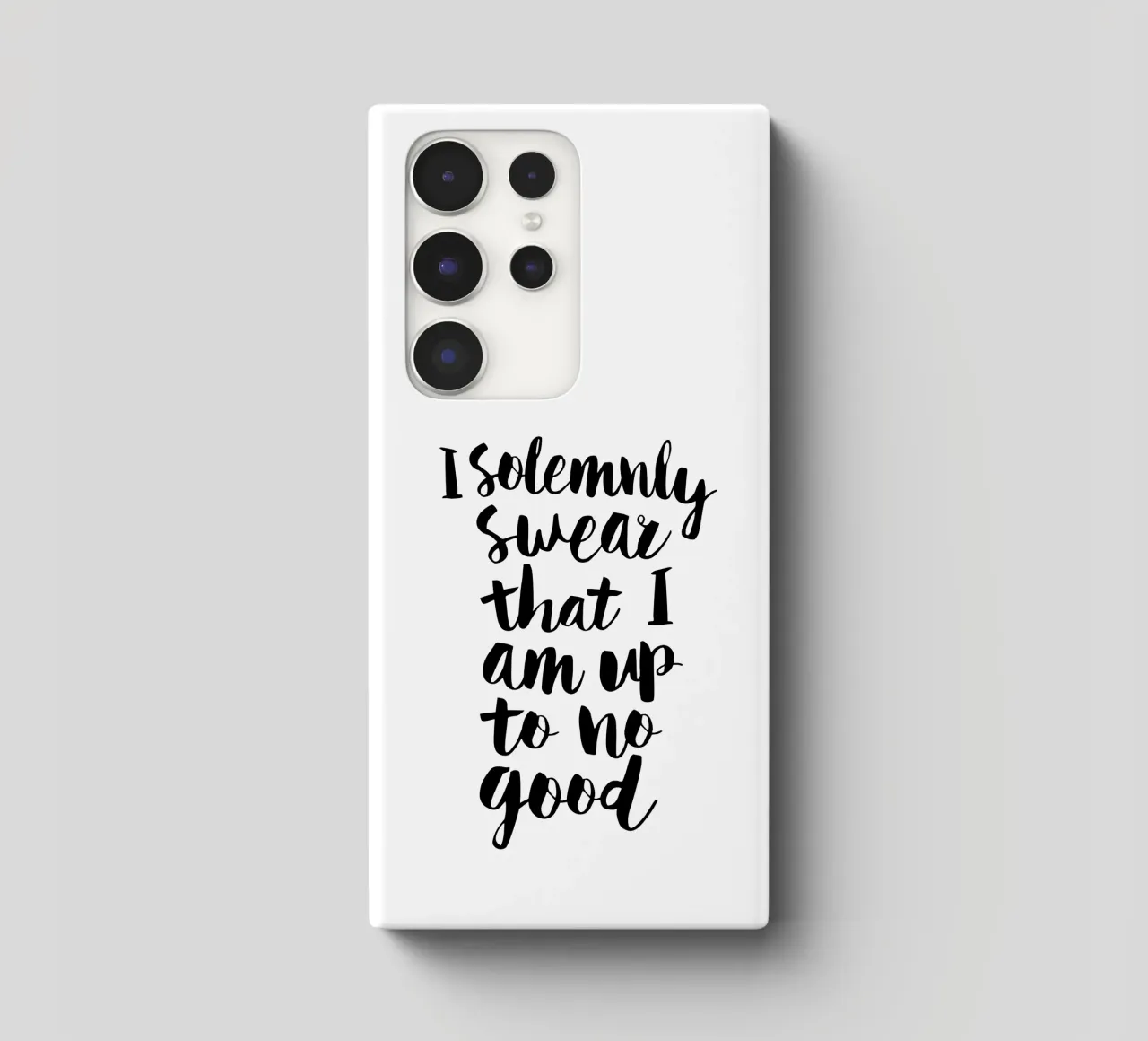 Giuro solennemente che non sto combinando nulla di buono Typography Design cover samsung da THE MOTIVATED TYPE