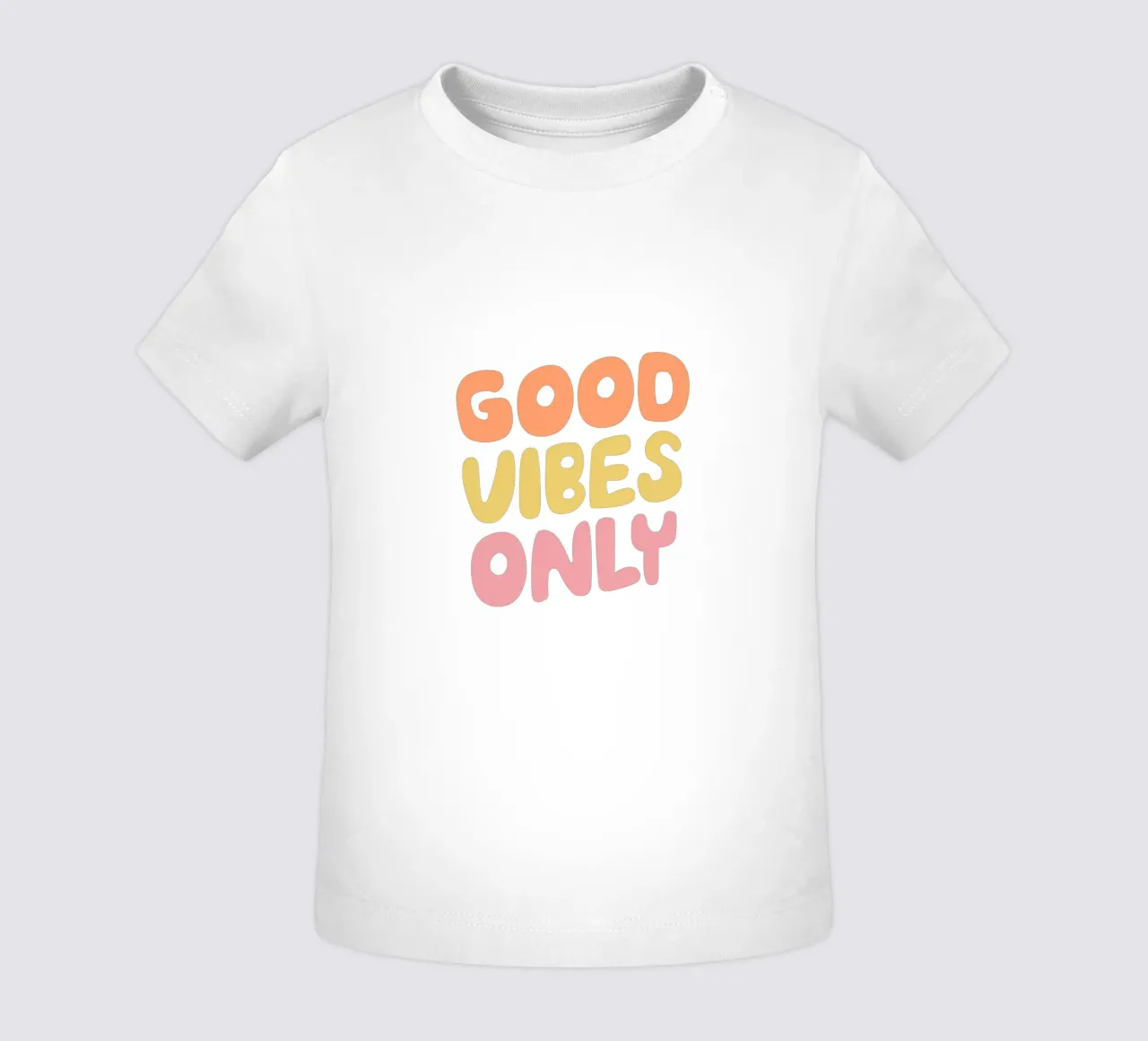 Design tipografico solo per le buone vibrazioni maglietta neonato da THE MOTIVATED TYPE