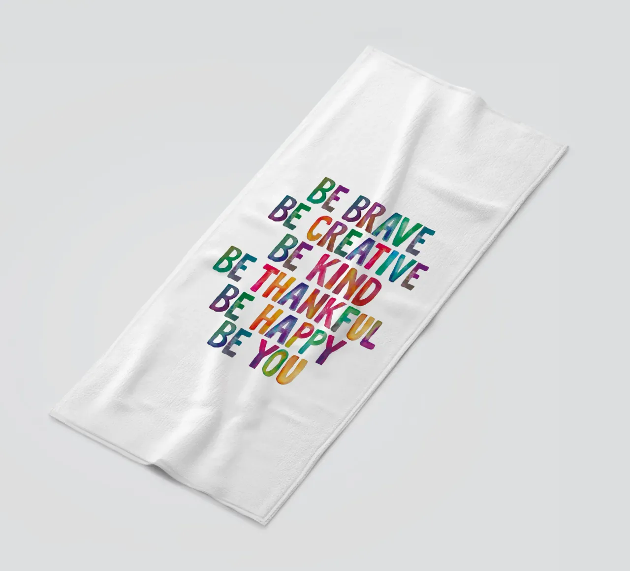 Soyez courageux Soyez créatifs Soyez gentils Soyez reconnaissants Soyez heureux Soyez vous serviette de plage de THE MOTIVATED TYPE