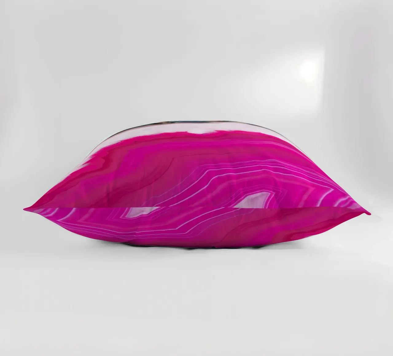 Pink Agate Slice cuscino da cafelab