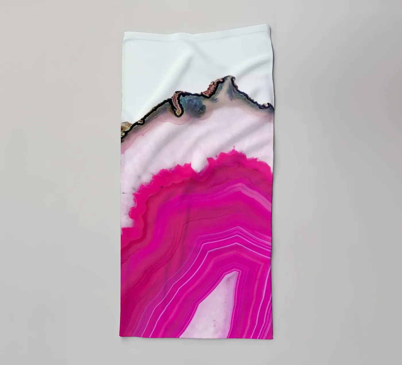 Pink Agate Slice badhanddoek van cafelab