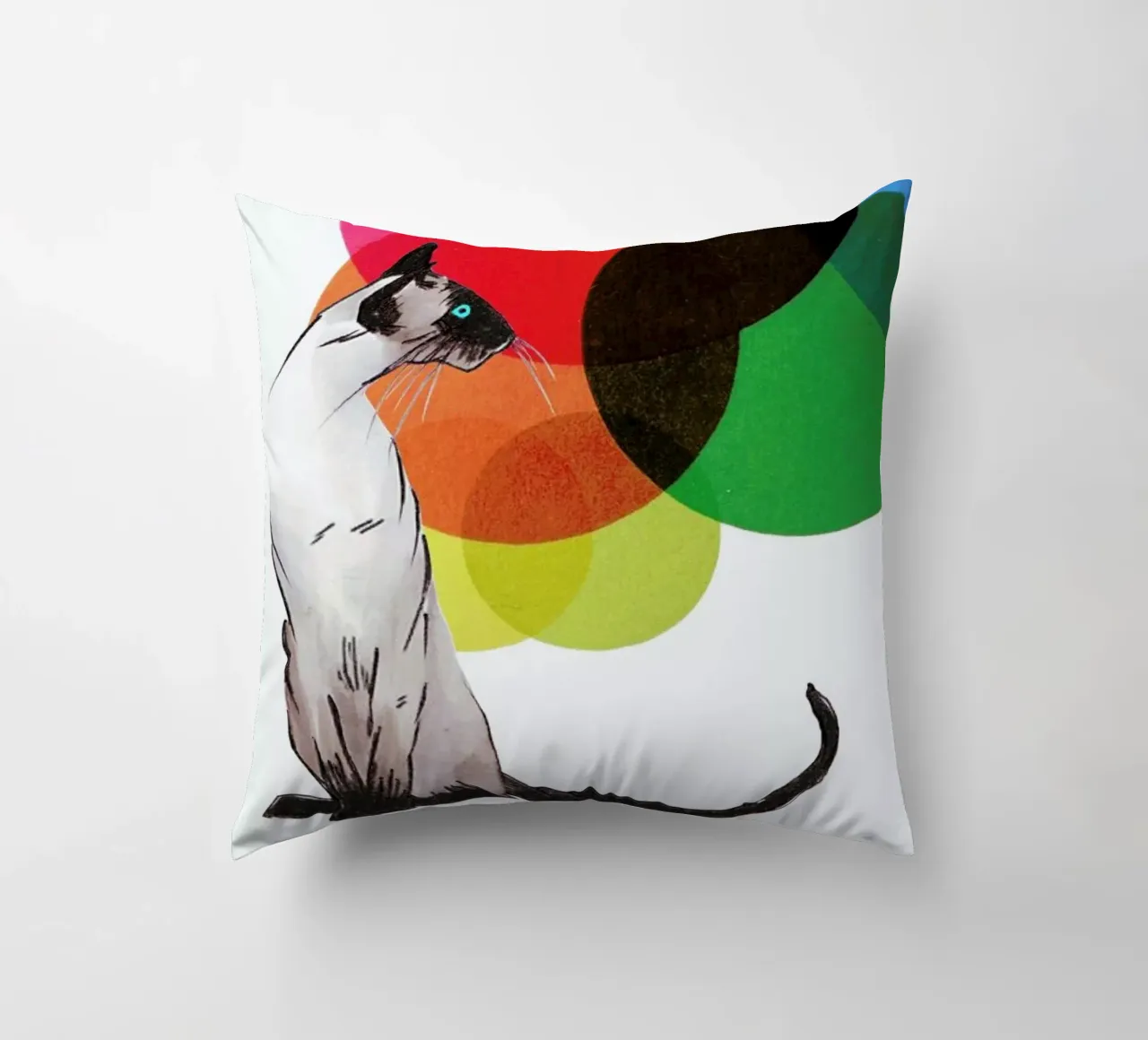 Siamese Cat with colorful balls cuscino da Rococco LA