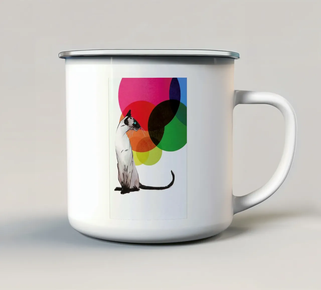 Siamese Cat with colorful balls tazza in smalto da Rococco LA