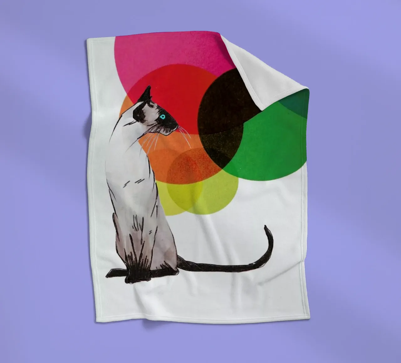 Siamese Cat with colorful balls coperta in pile da Rococco LA
