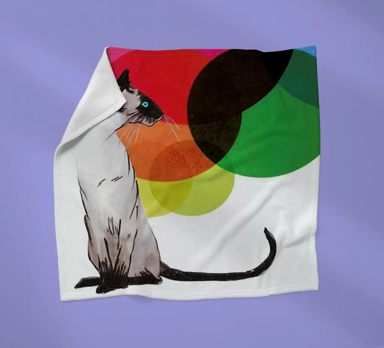Siamese Cat with colorful balls coperta in pile da Rococco LA