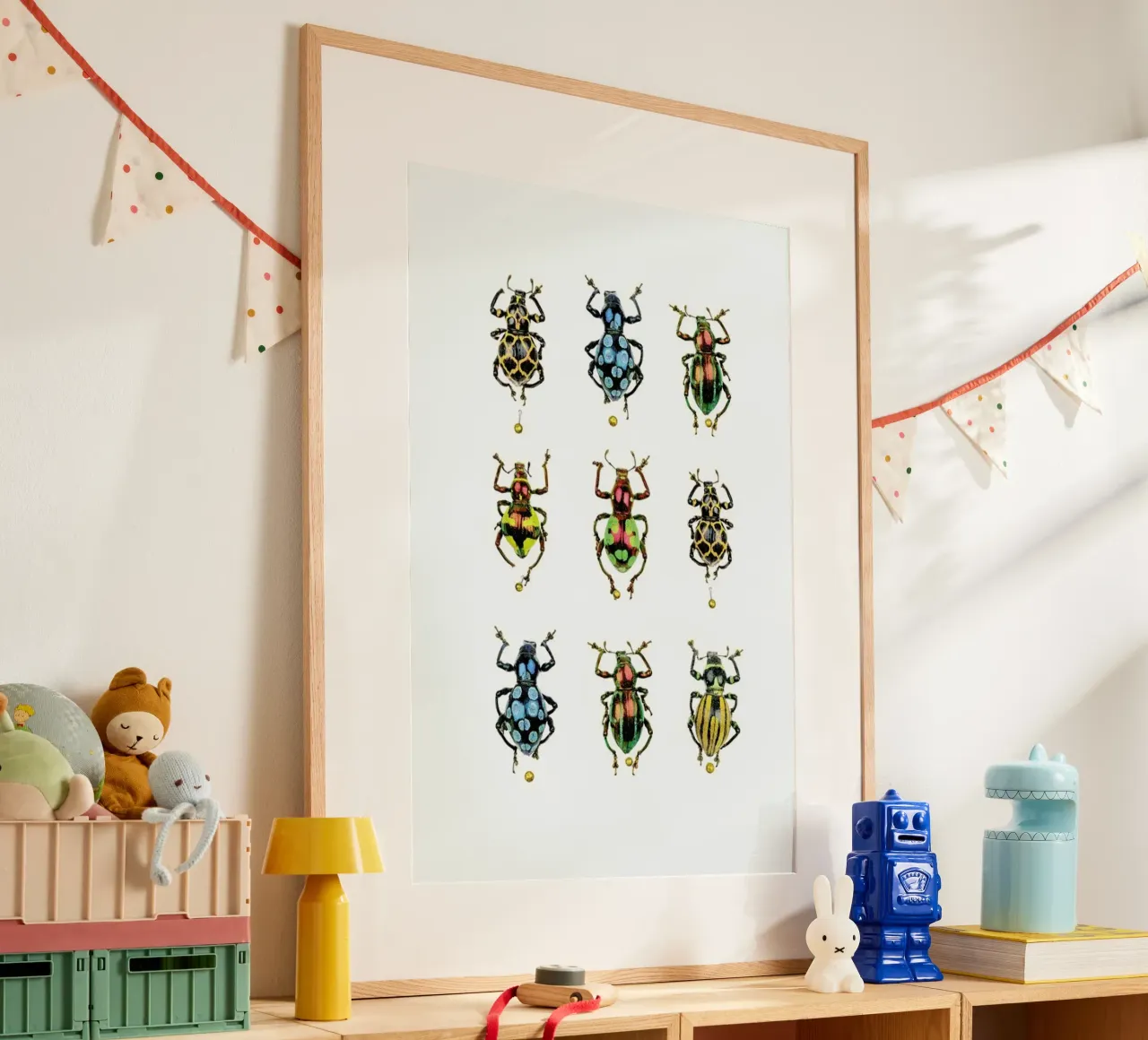 Winzige Schätze: Glänzend bunte Käfer Poster Poster von Curious Collections by Marielle Leenders