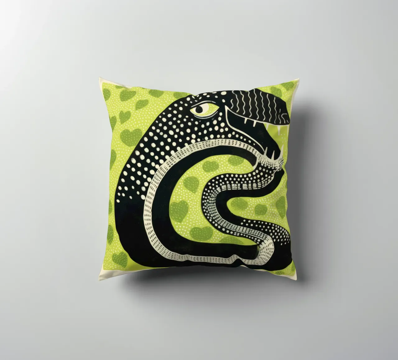 Grüne Kobra 1 Kissen von Minimal Animal Art
