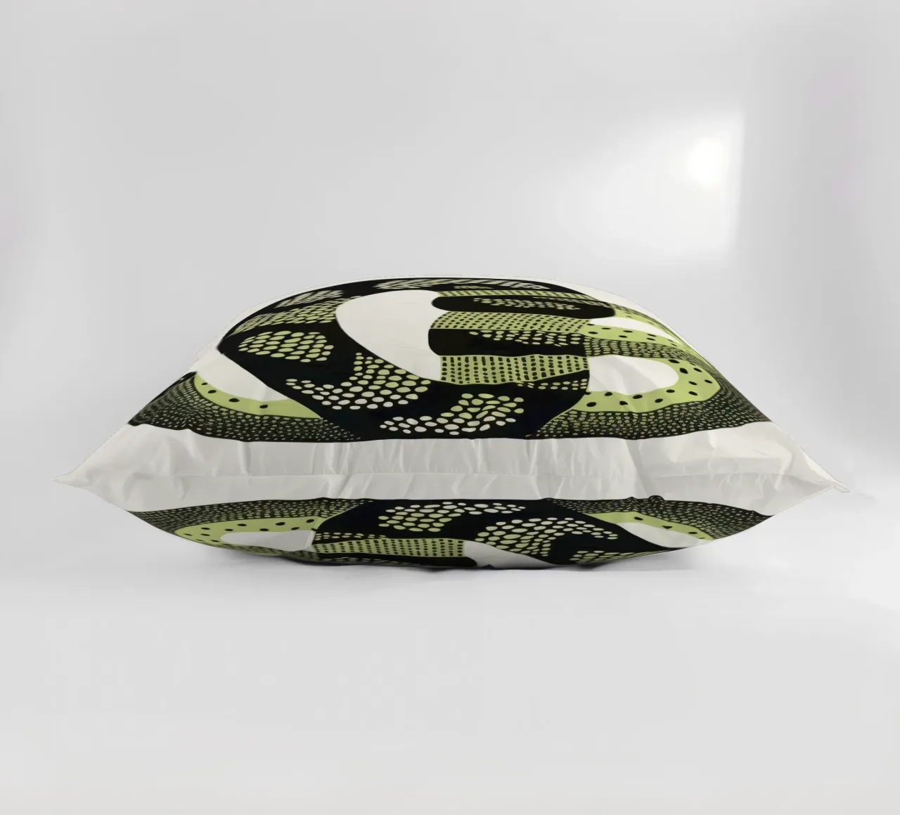 Cobra verde 4 cuscino da Minimal Animal Art