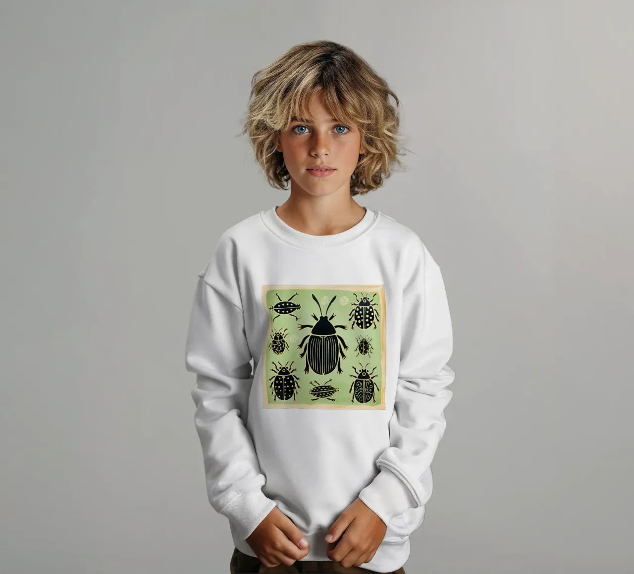 Cucaracha verde 1 sudadera para niño de Minimal Animal Art