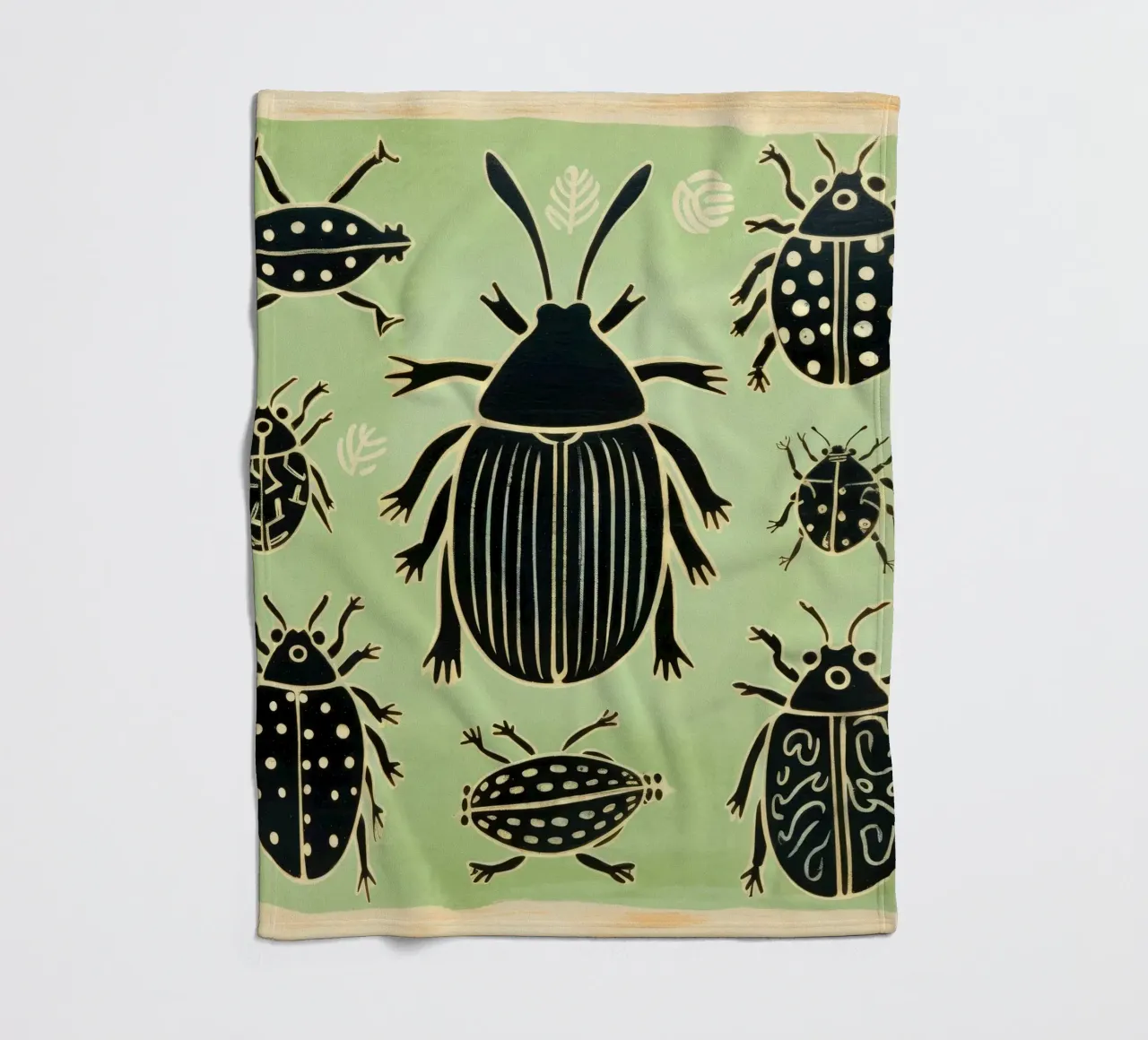 Scarafaggio verde 1 coperta in pile da Minimal Animal Art