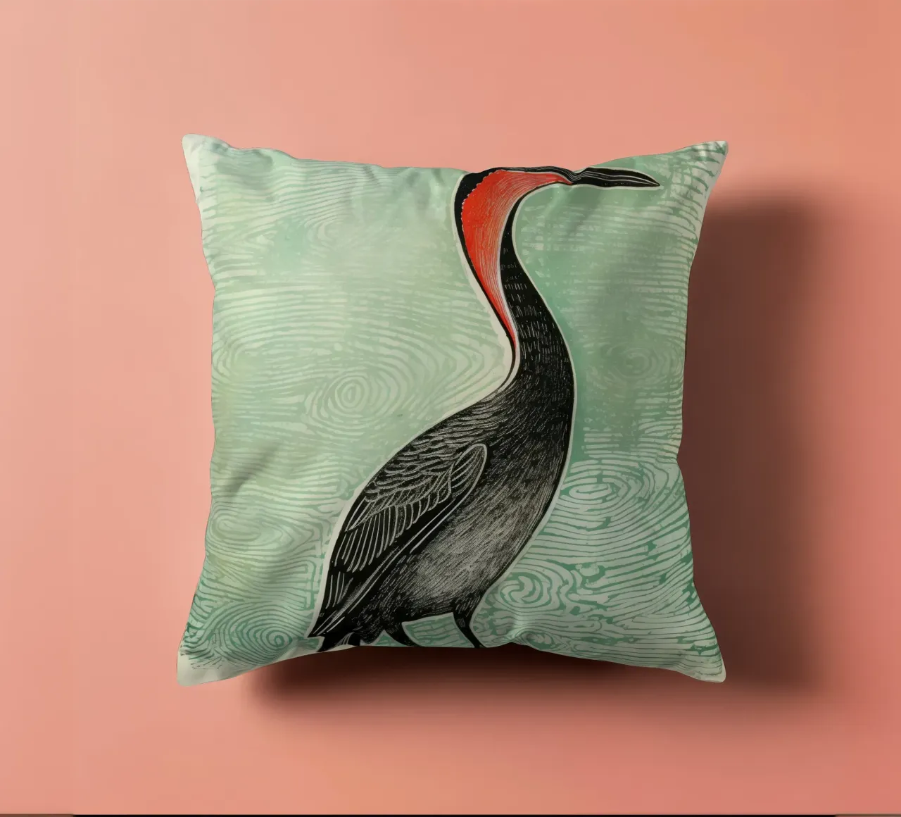 Cormorano verde cuscino da Minimal Animal Art