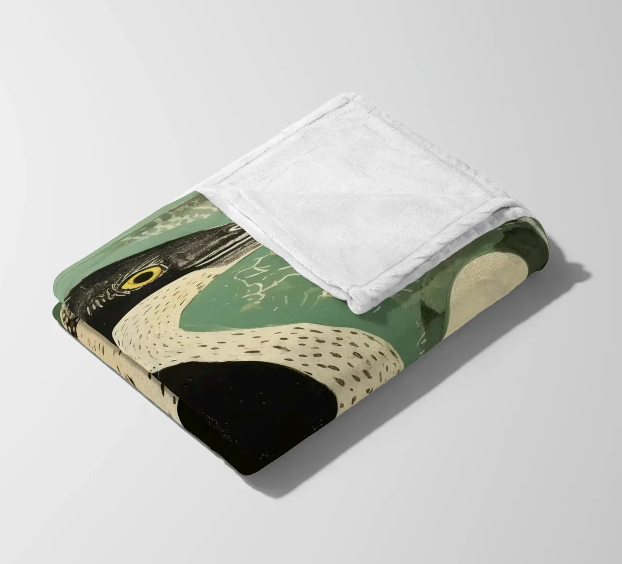 Cormorano verde 3 coperta in pile da Minimal Animal Art