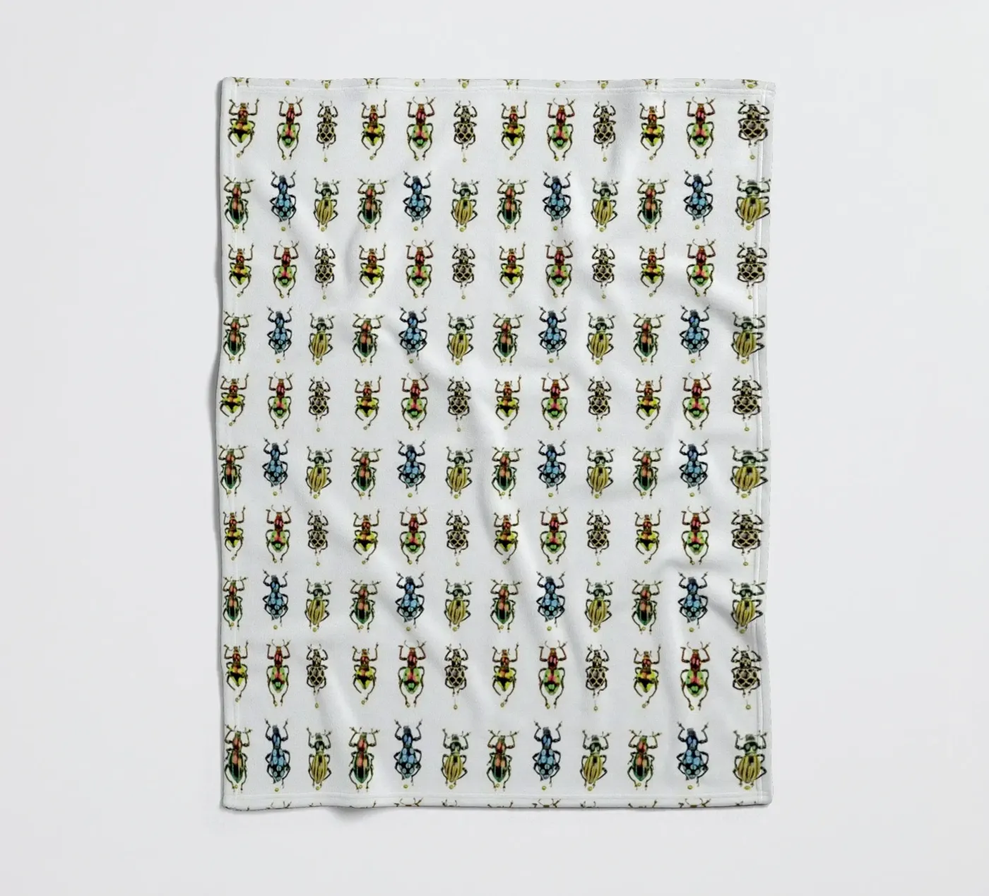 Tiny Beetles Fleecedecke von Curious Collections by Marielle Leenders