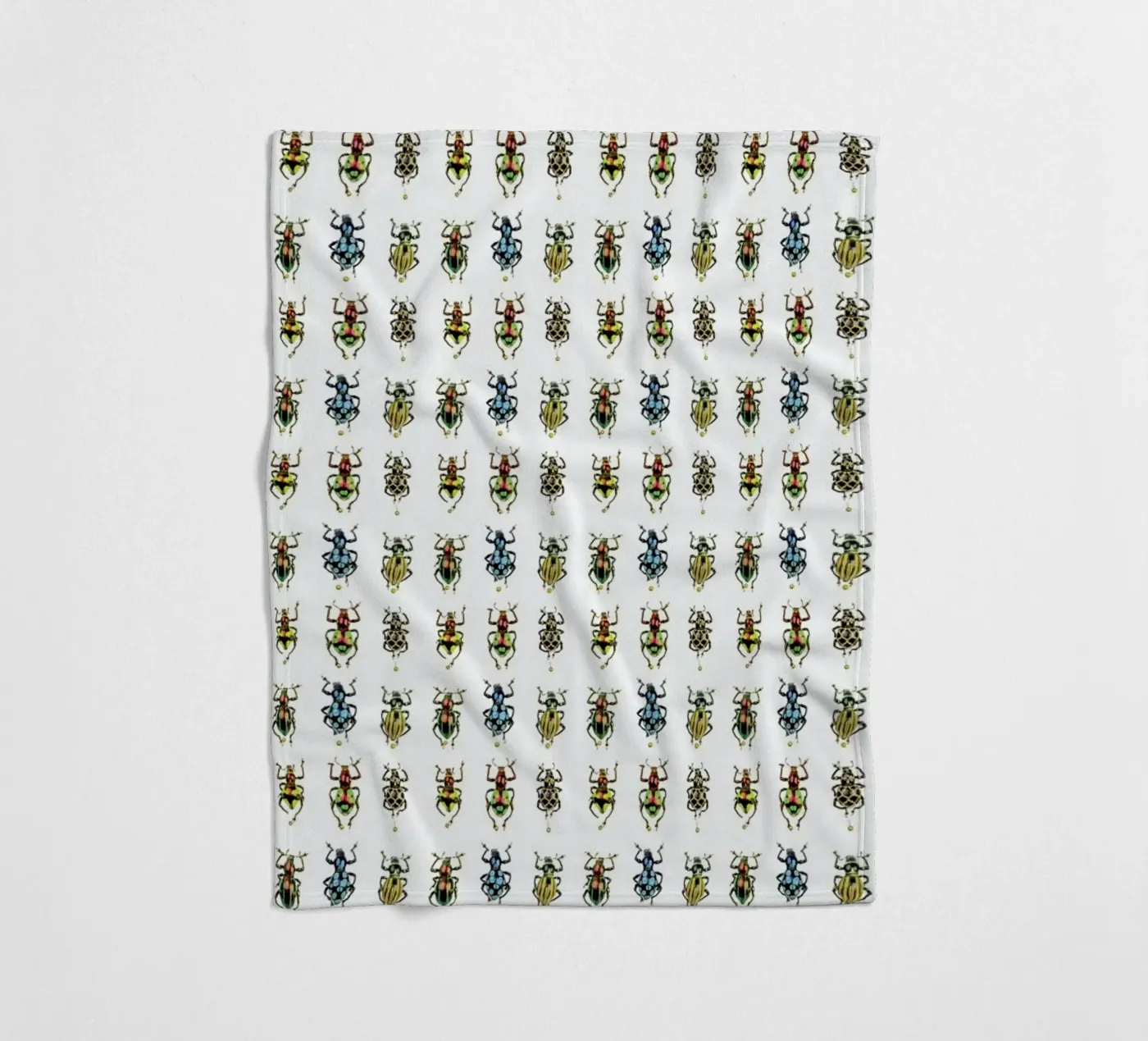Tiny Beetles Fleecedecke von Curious Collections by Marielle Leenders