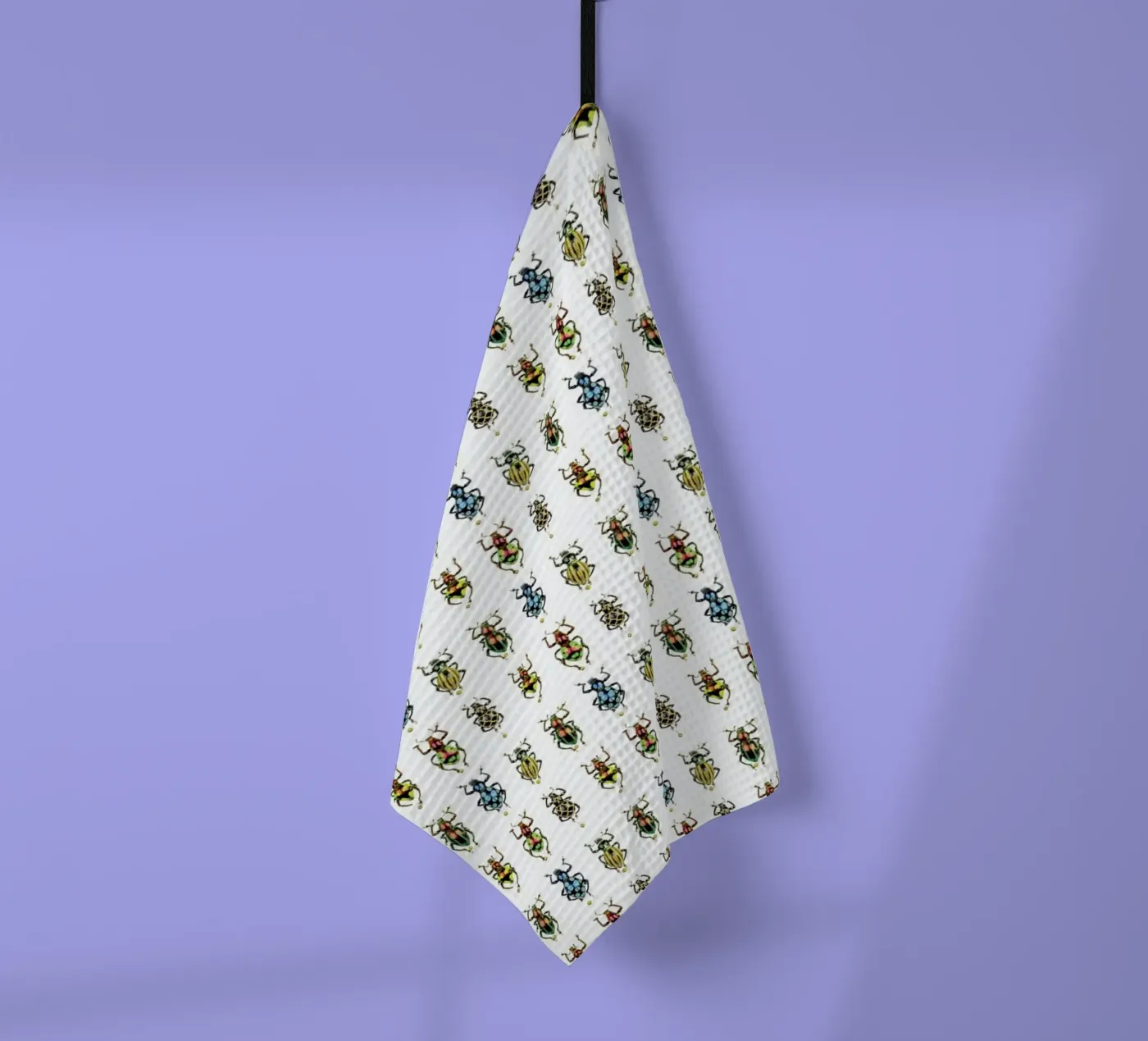 Tiny Beetles Geschirrtuch von Curious Collections by Marielle Leenders