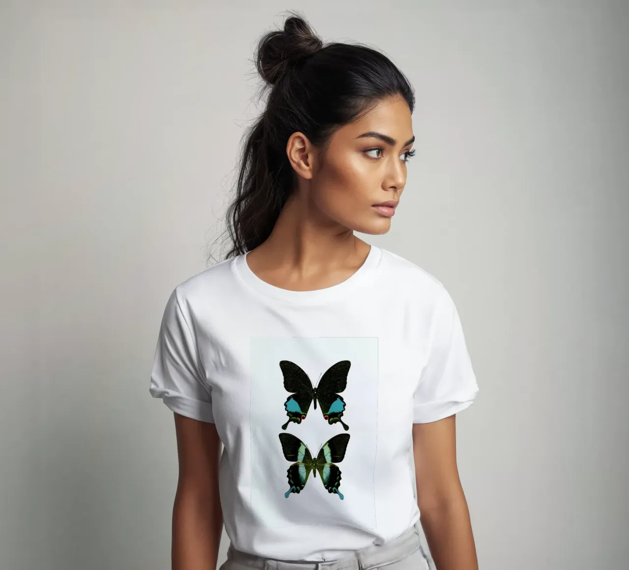 Butterfly 2 t-shirt da Curious Collections by Marielle Leenders