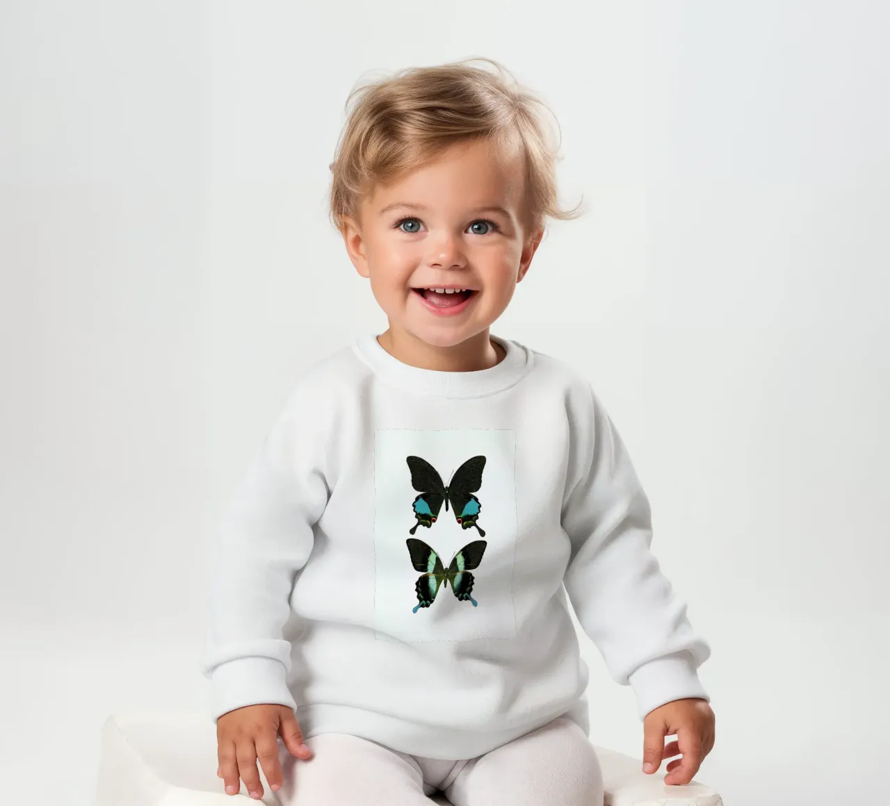 Butterfly 2 felpa neonato da Curious Collections by Marielle Leenders