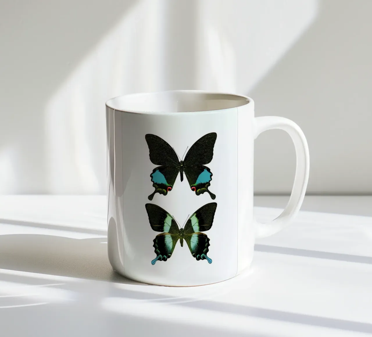Butterfly 2 tazza in ceramica da Curious Collections by Marielle Leenders