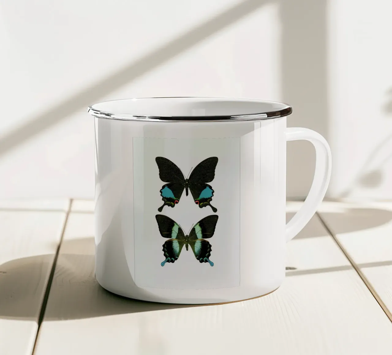 Butterfly 2 tazza in smalto da Curious Collections by Marielle Leenders